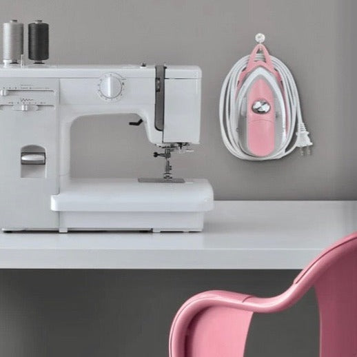 Oliso Mini Project Iron Pink