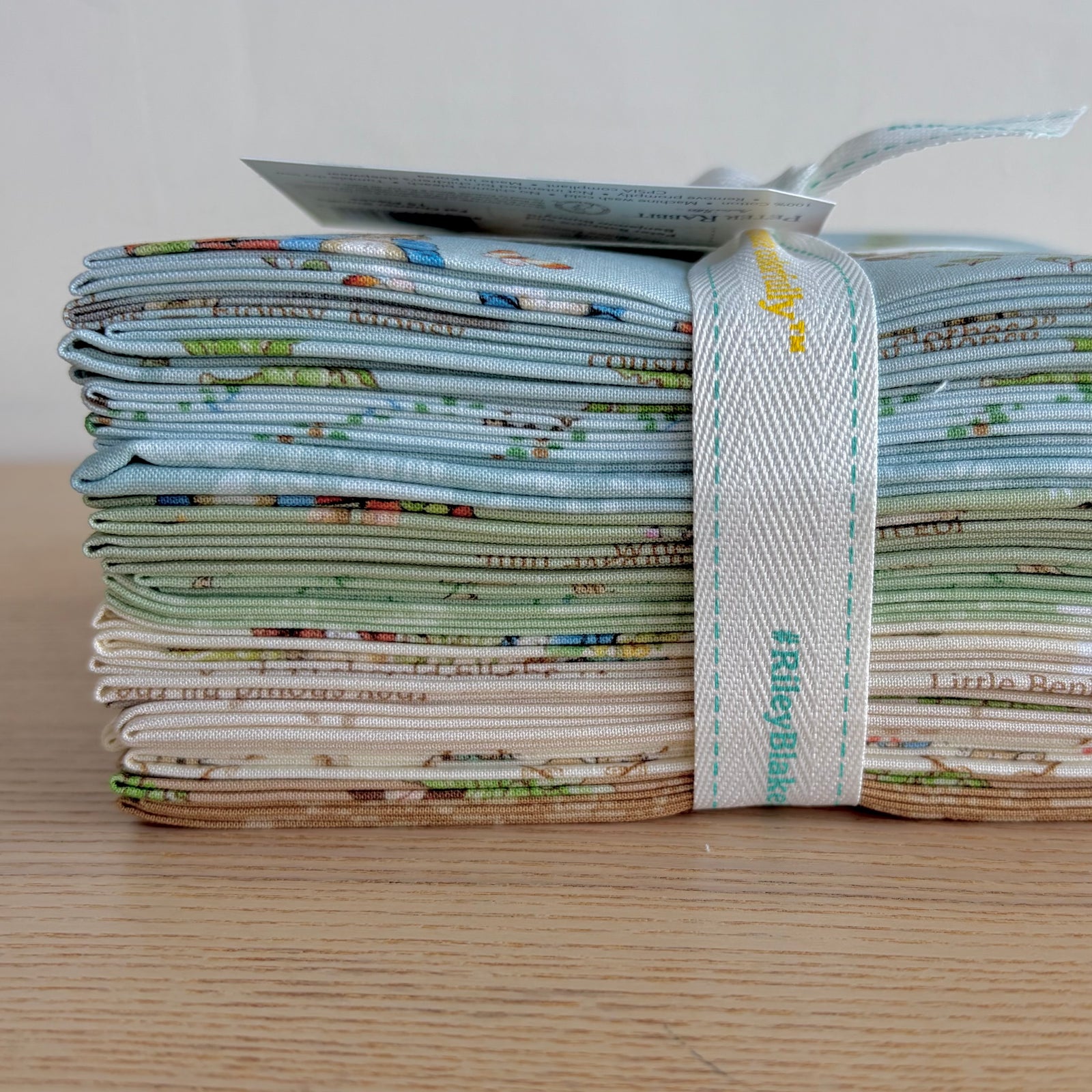 Peter Rabbit and Benjamin Bunny Fat Quarter Bundle