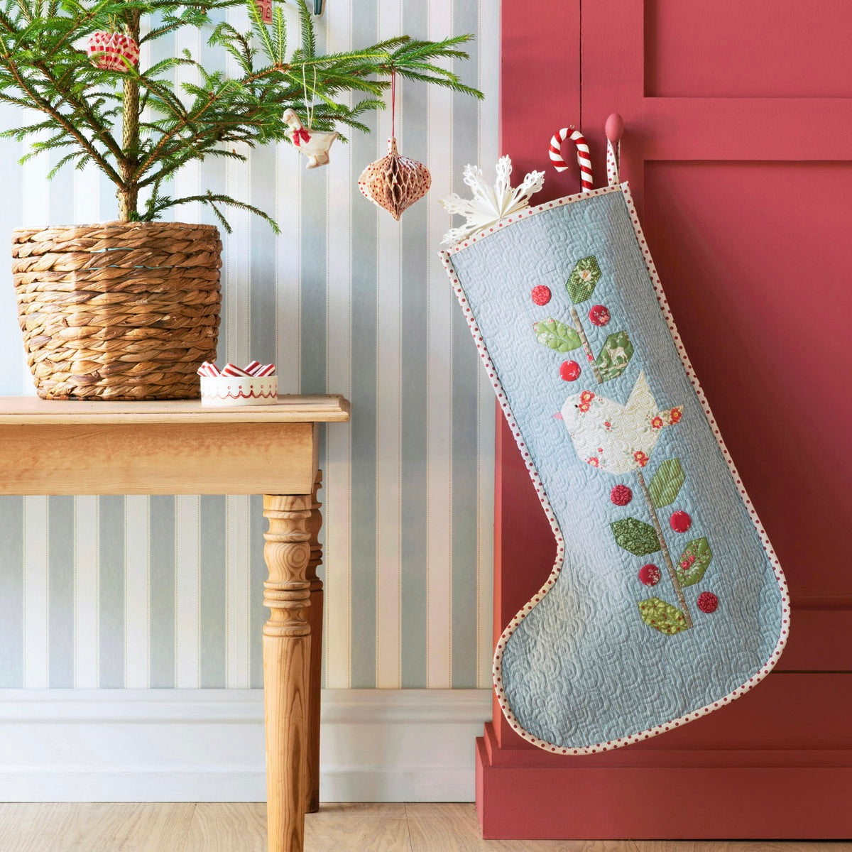 Merry Little Christmas Noel Duckegg