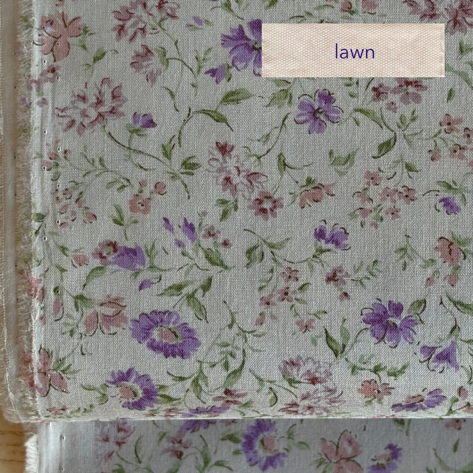 Sevenberry Petite Garden Lawn Bisque