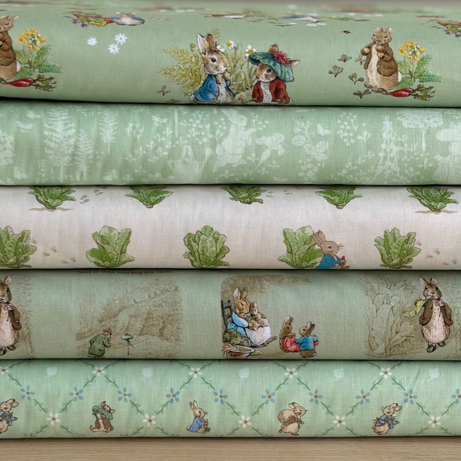 Peter Rabbit and Benjamin Bunny Lattice Green