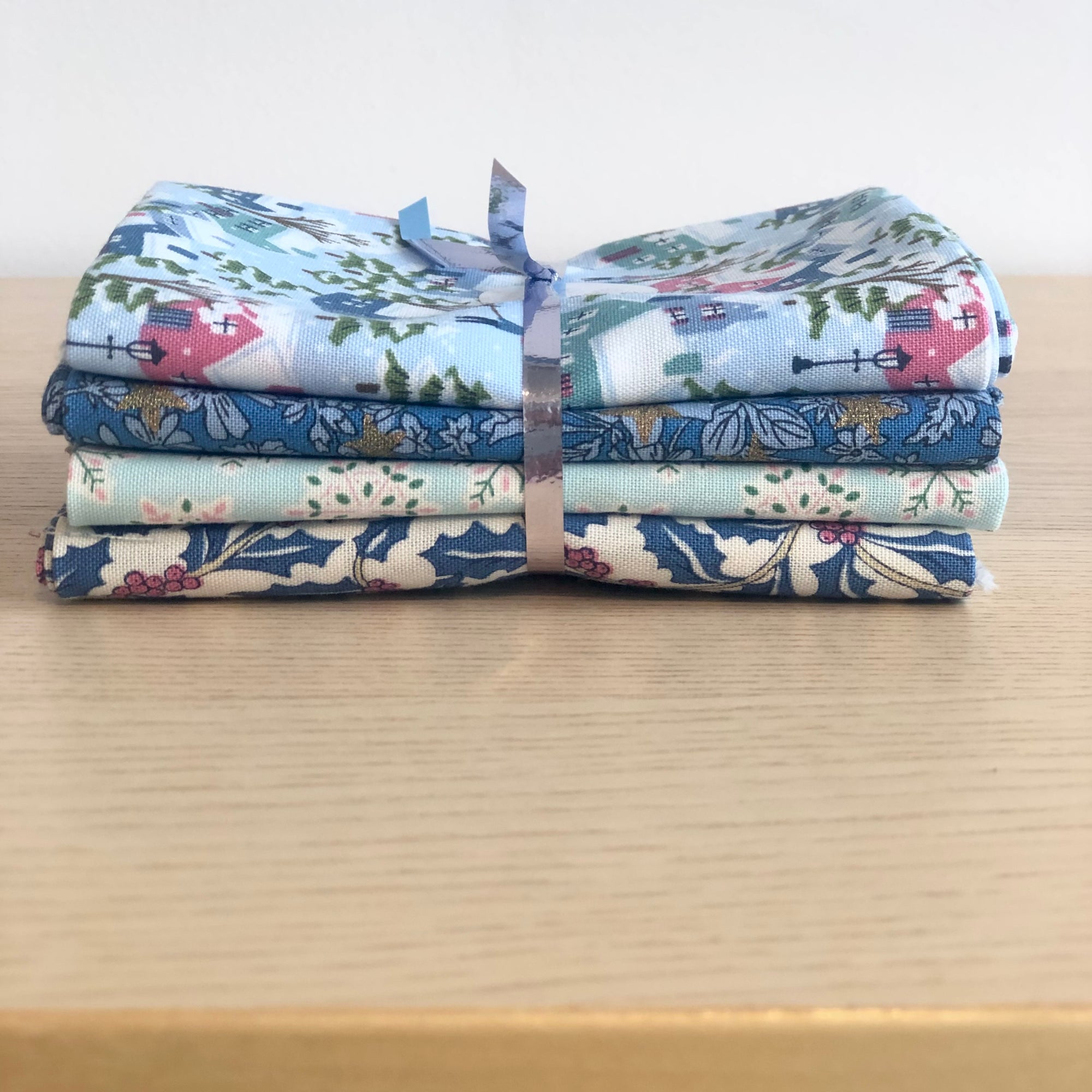 Festive Greetings Fat Quarter Bundle