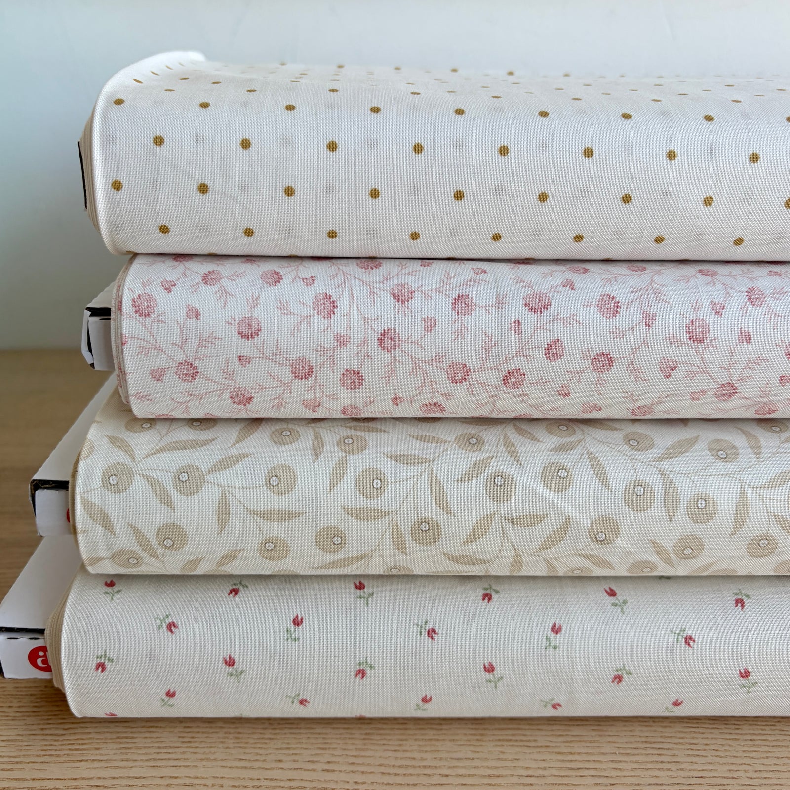 Snow Flurry Dotty