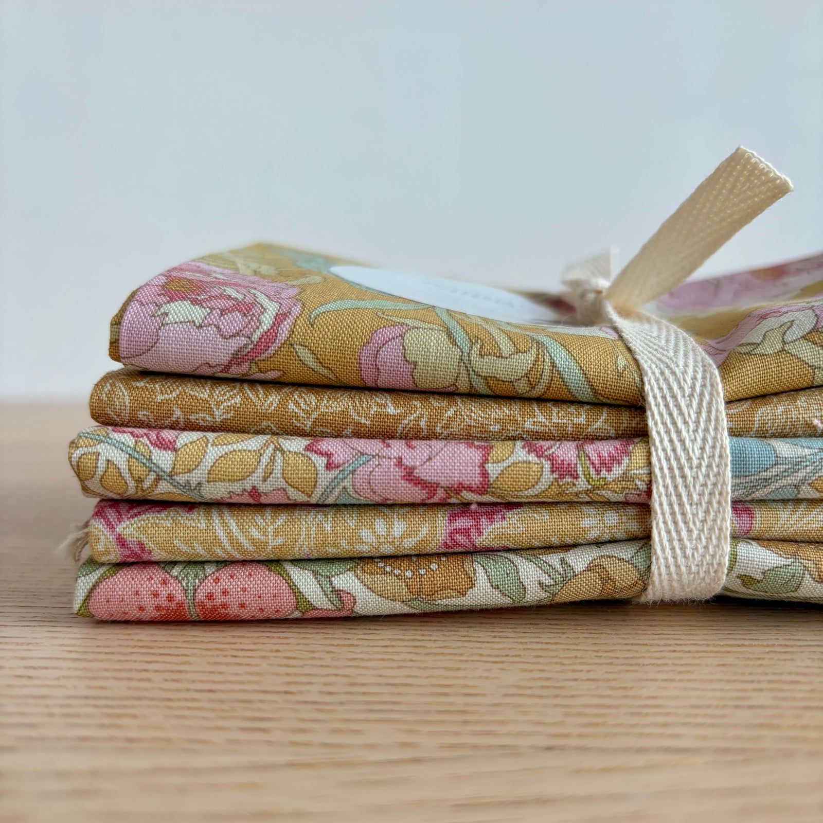Tilda Songbird Fat Quarter Bundle Mustard
