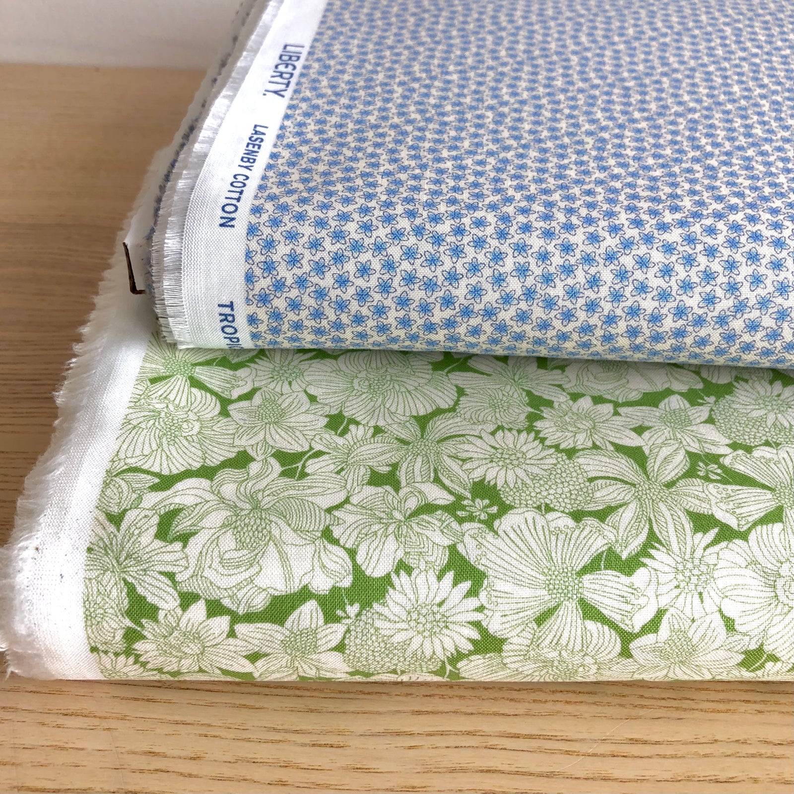 Liberty Postcard from Paradise Tropical Breeze