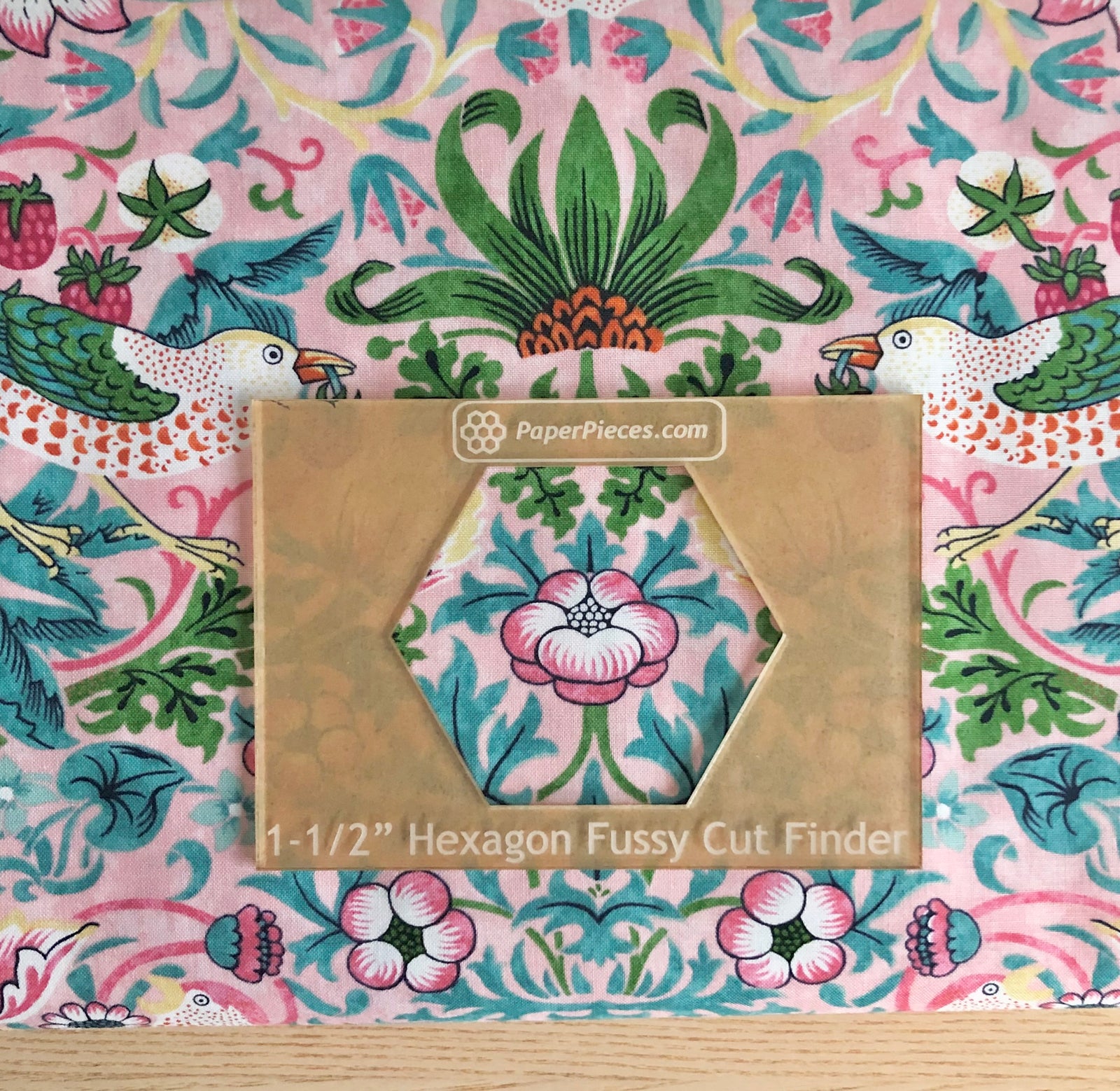 1 ½" Hexagon Fussy Cut Finder