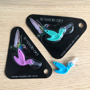 Hummingbird Needle Threader with Cutter