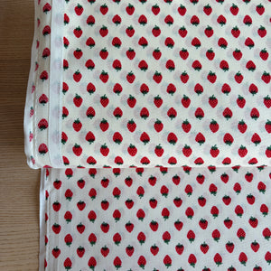 Homey Collection Strawberries