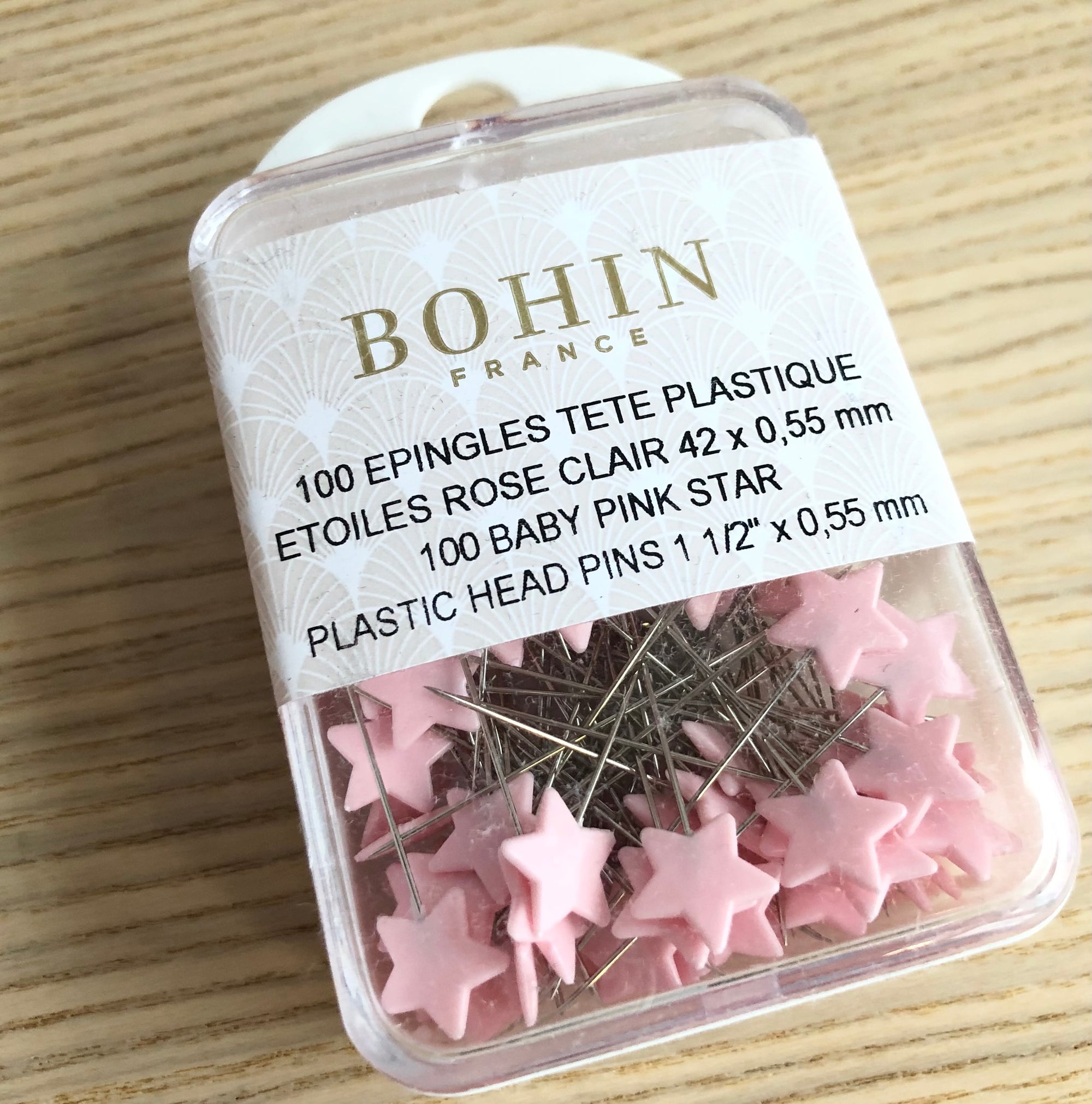 Bohin Star Pins Pink