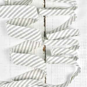 Bias Quilt Binding - 8 yd Pack Grey Linen Stripe