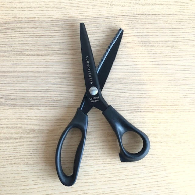 LDH Lightweight Pinking Shears