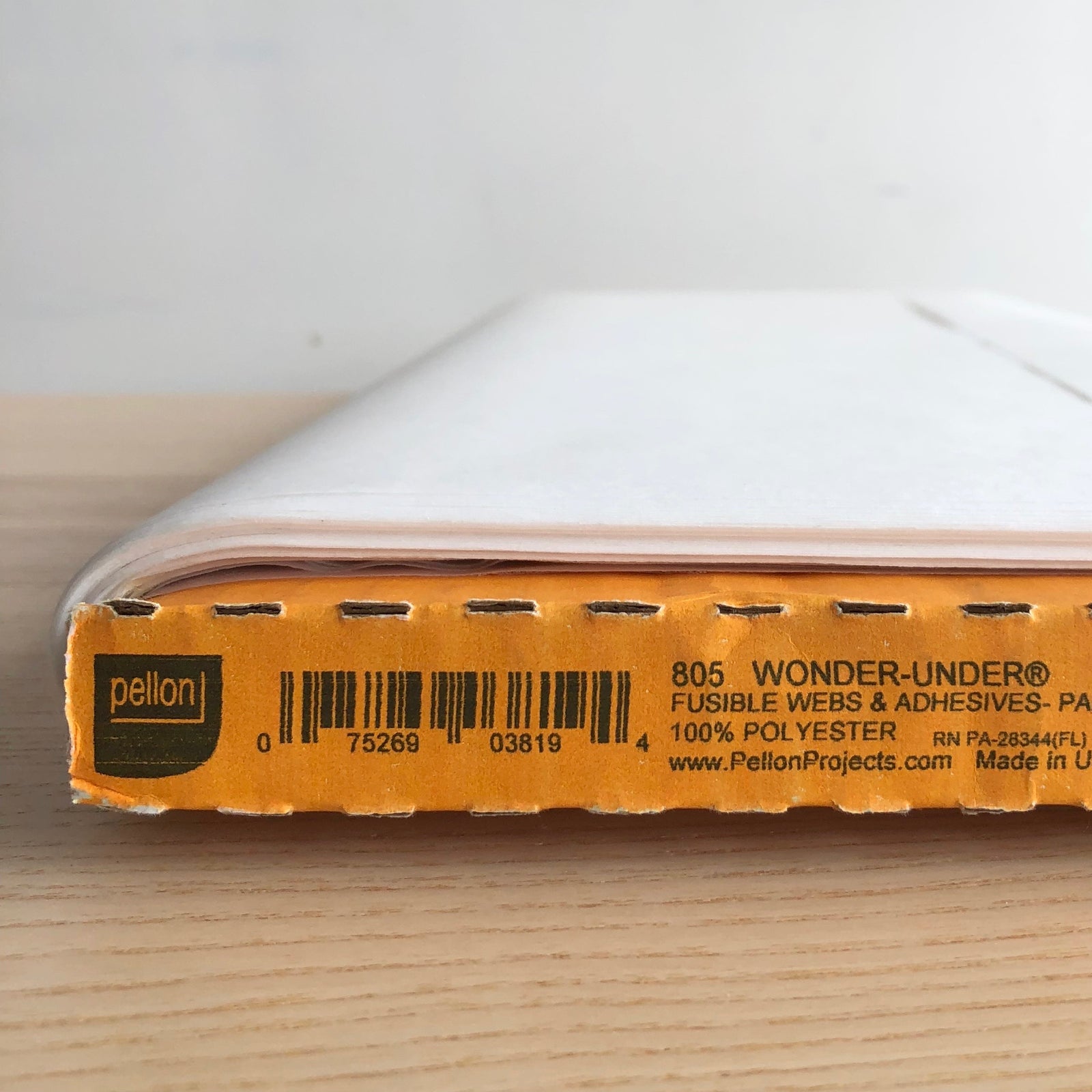 Pellon Wonder Under 805