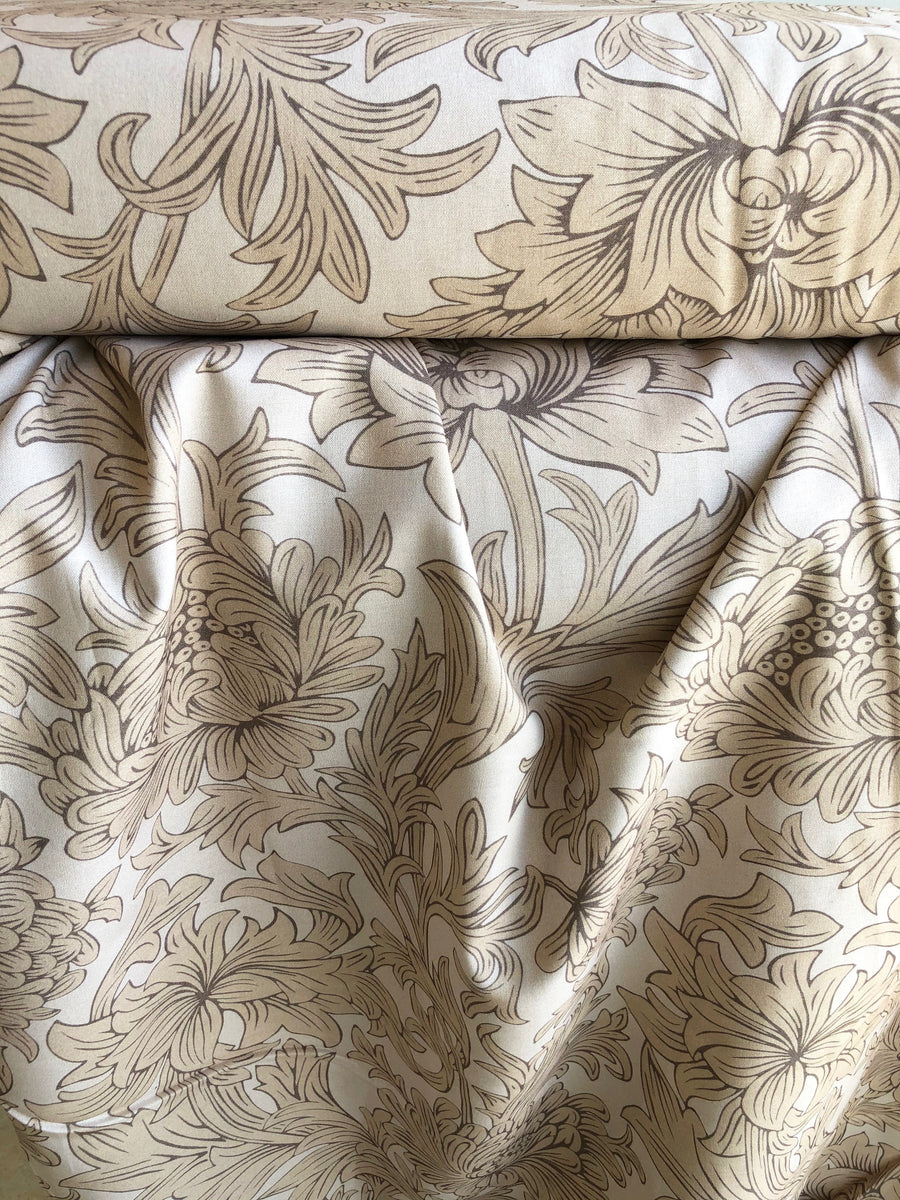Morris & Co Chrysanthemum Toile Wideback Taupe