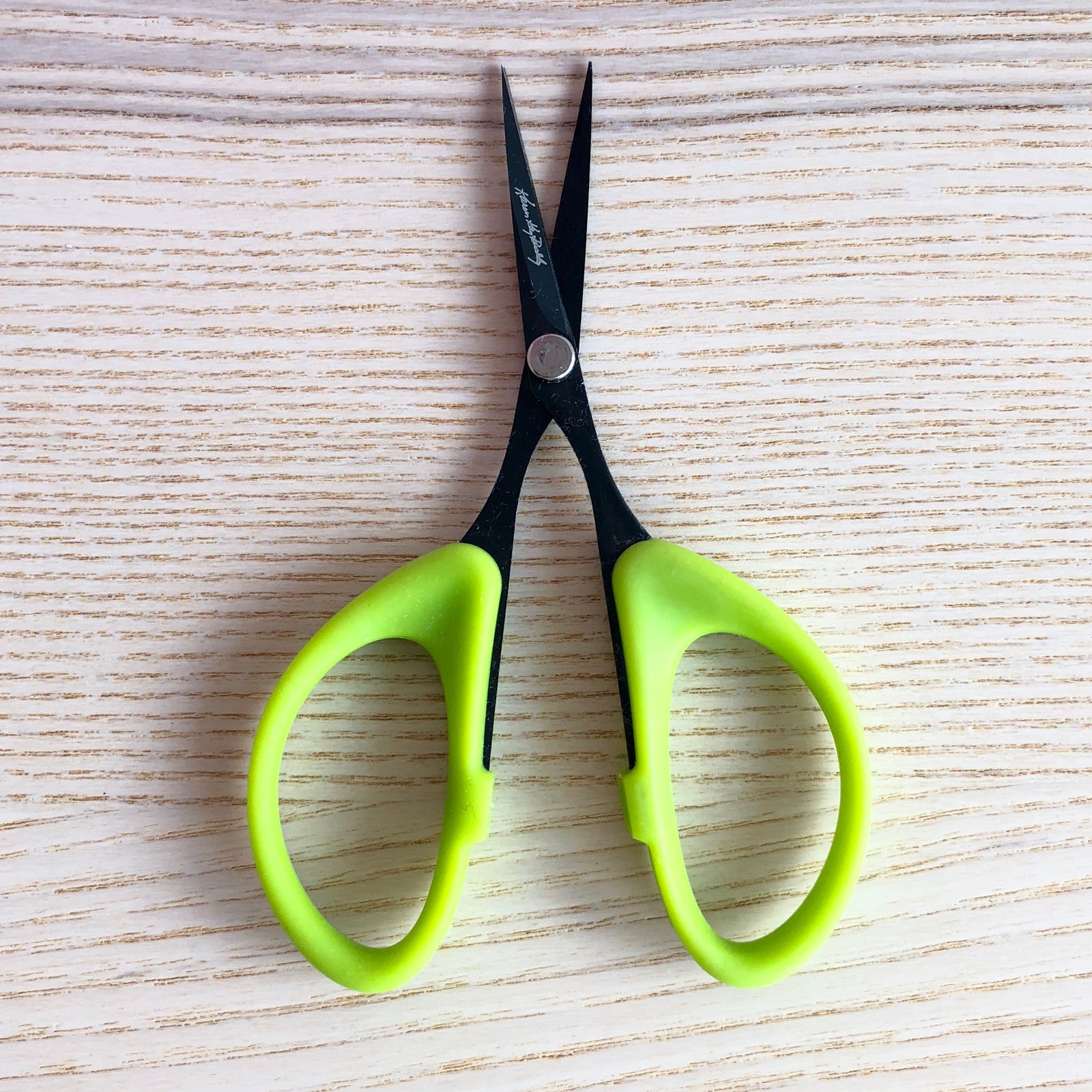 Karen Kay Buckley Perfect Scissors Small