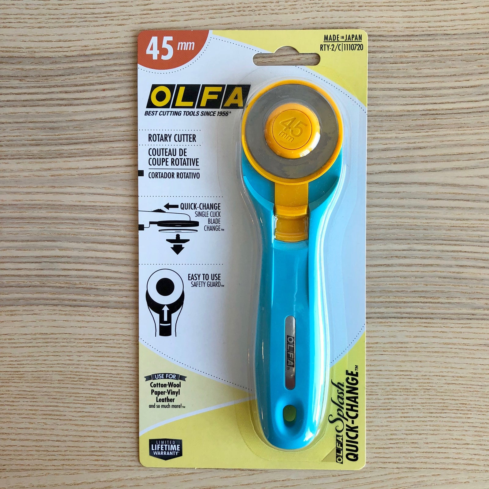 Olfa Splash 45mm Rotary Cutter in Aqua