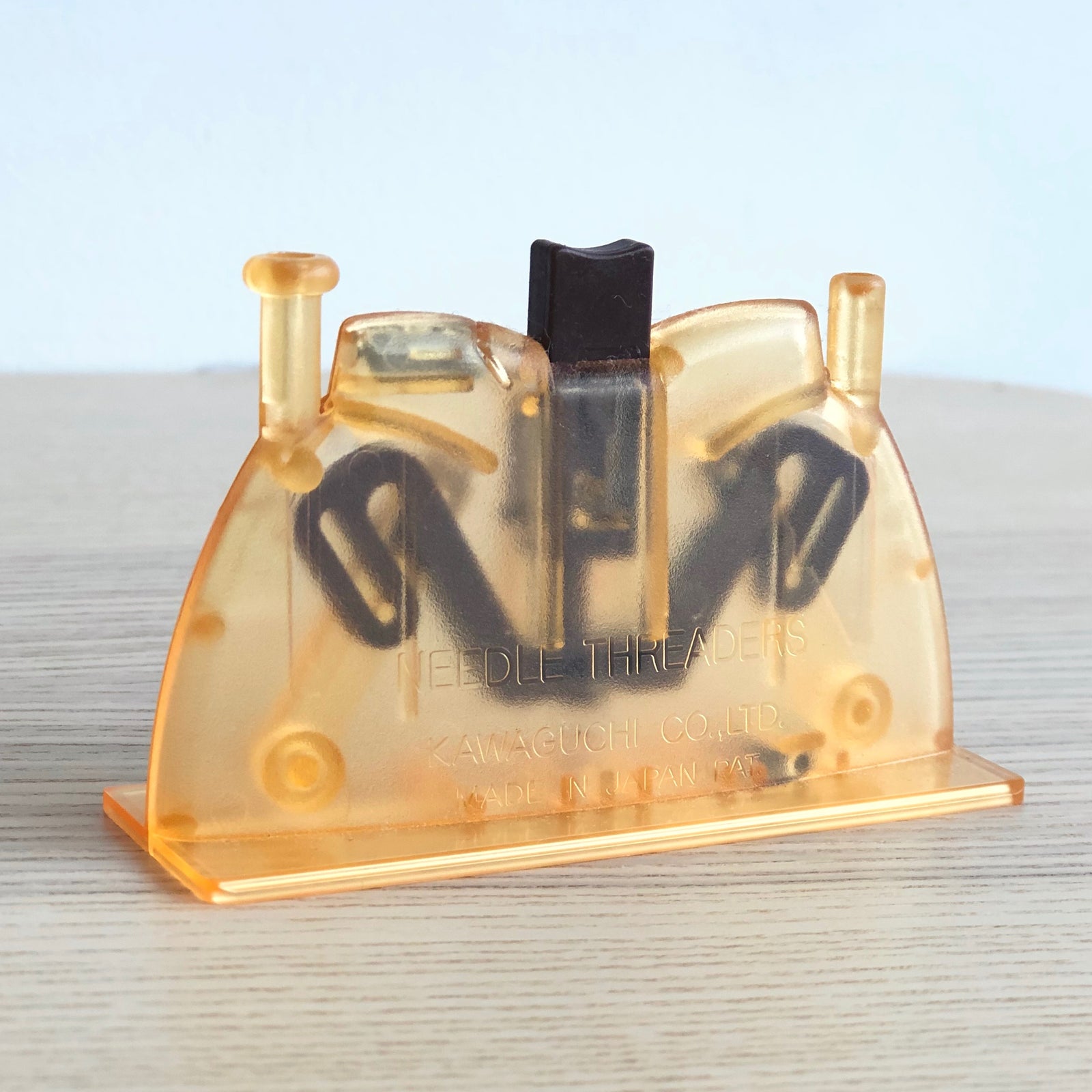 Bohin Easy Needle Threader