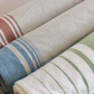 Vista Toweling stripes celadon on white